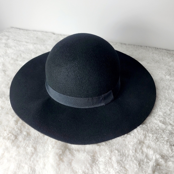 Wool Felt Hat With Grosgrain Band - Picture 2 of 5